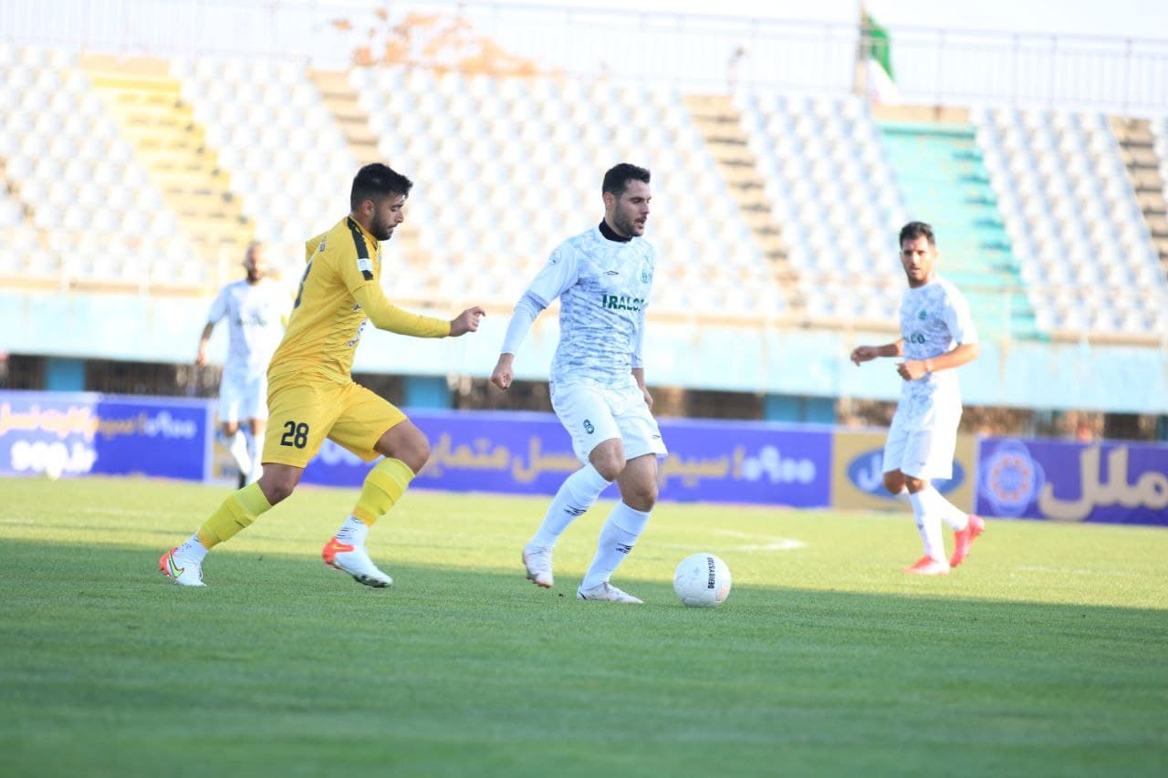 آلومینیوم اراک 1-0 فجرسپاسی / اراکی ها همچنان توقف ناپذیر