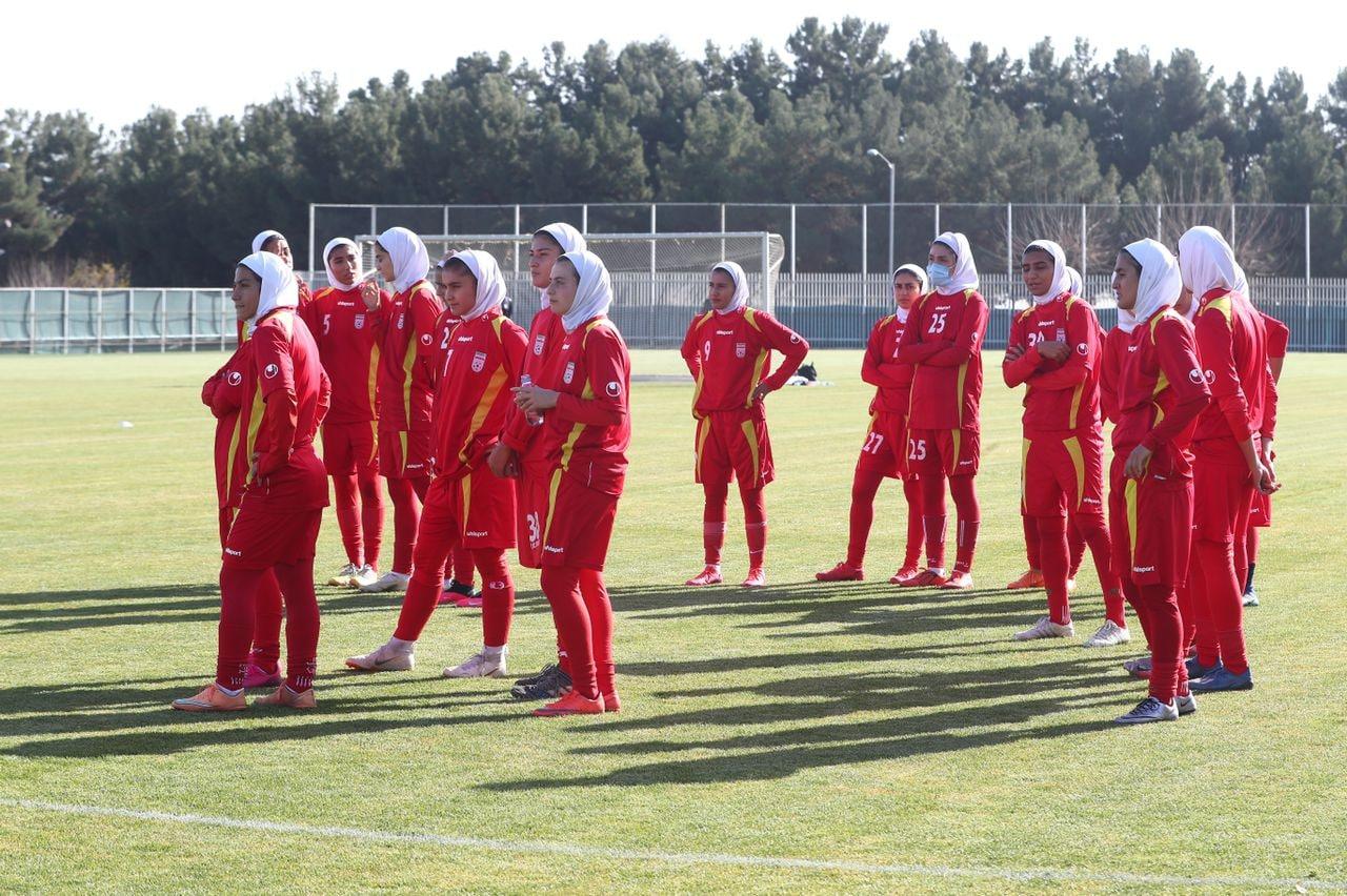 برگزاری اردوی تیم ملی فوتبال بانوان در غیاب لژیونرها