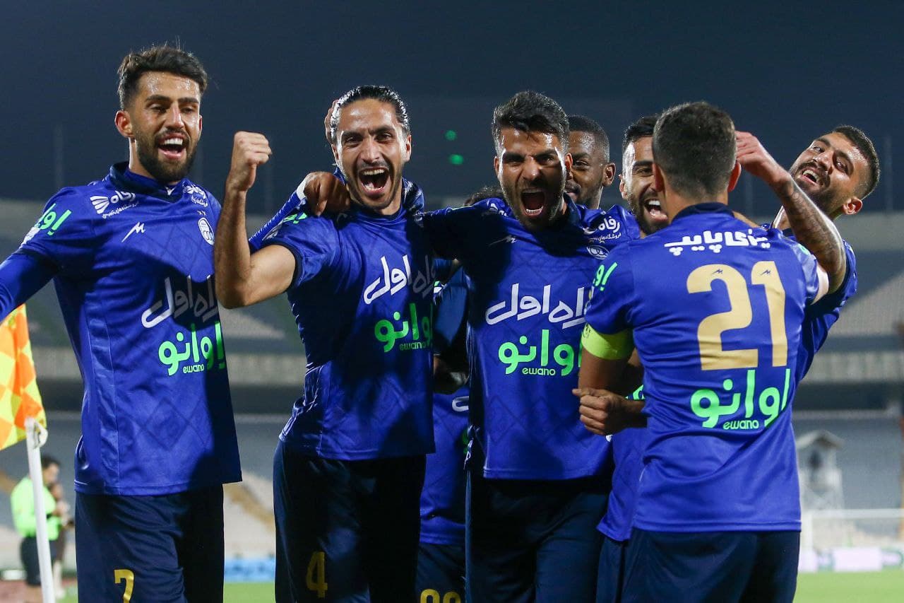 جدول لیگ برتر فوتبال | سپاهان همچنان باج نمی دهد؛ استقلال به صدر نزدیک شد