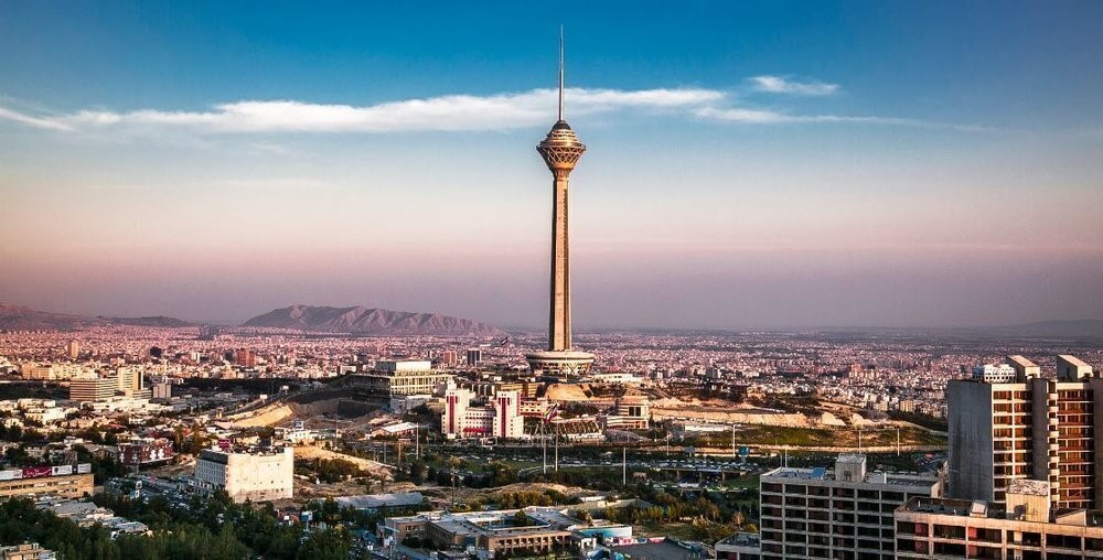 نقد و بررسی تفریحات جذاب اما ارزان قیمت در تهران