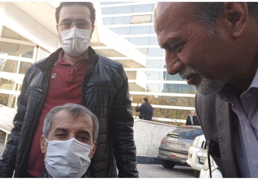 محمد مایلی کهن از بیمارستان مرخص شد + عکس