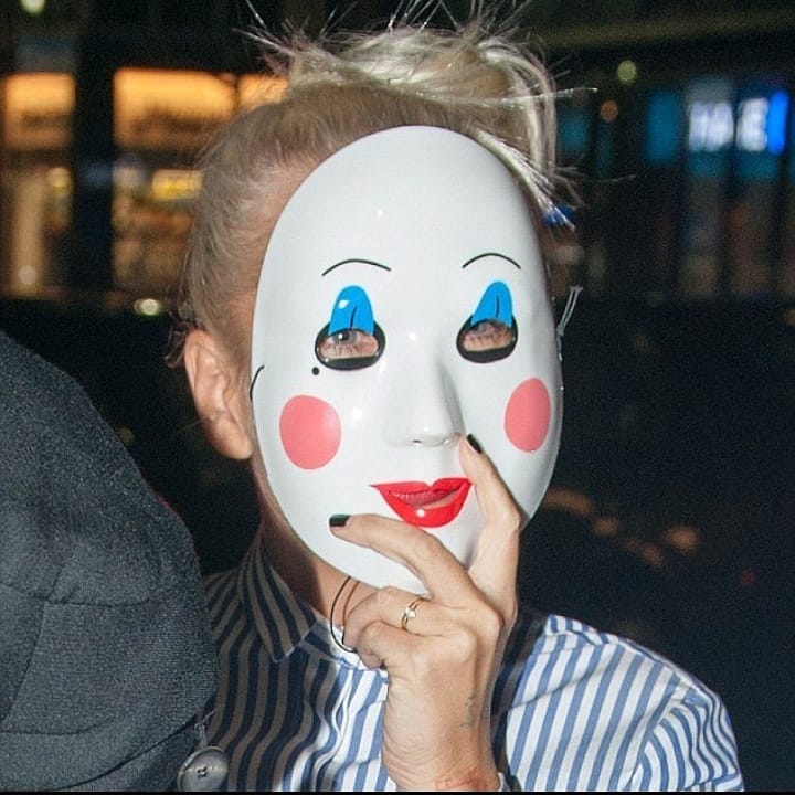 دانلود آهنگ Sia furler - Daisies