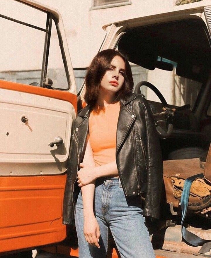 Lana Del Rey - If You Lie Down With Me