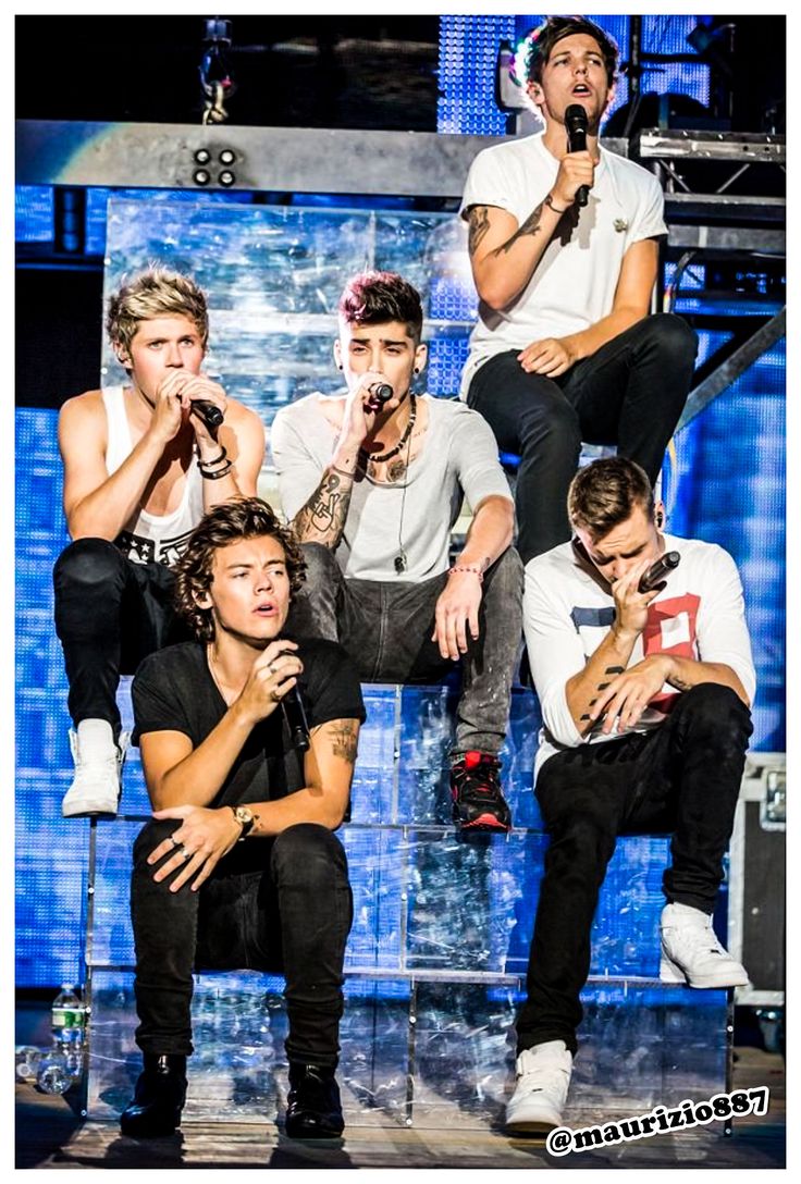آهنگ Why We Don't Go There از One Direction