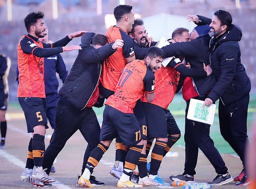 خارجی های مس رفسنجان به مرخصی رفتند