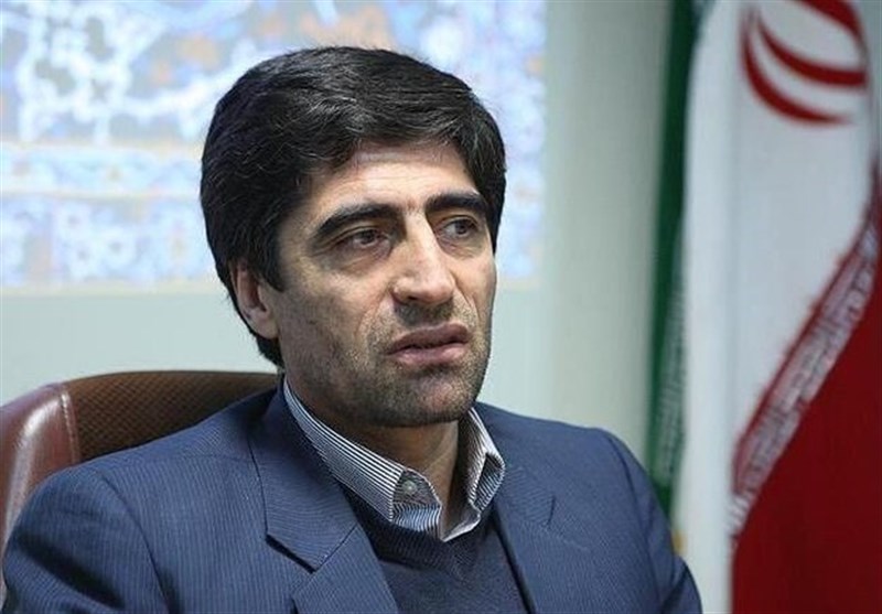 نماینده مجلس در جواب بیانیه تراکتور: زنوزی می خواهد مردم و هواداران تراکتور را بفروشد؟