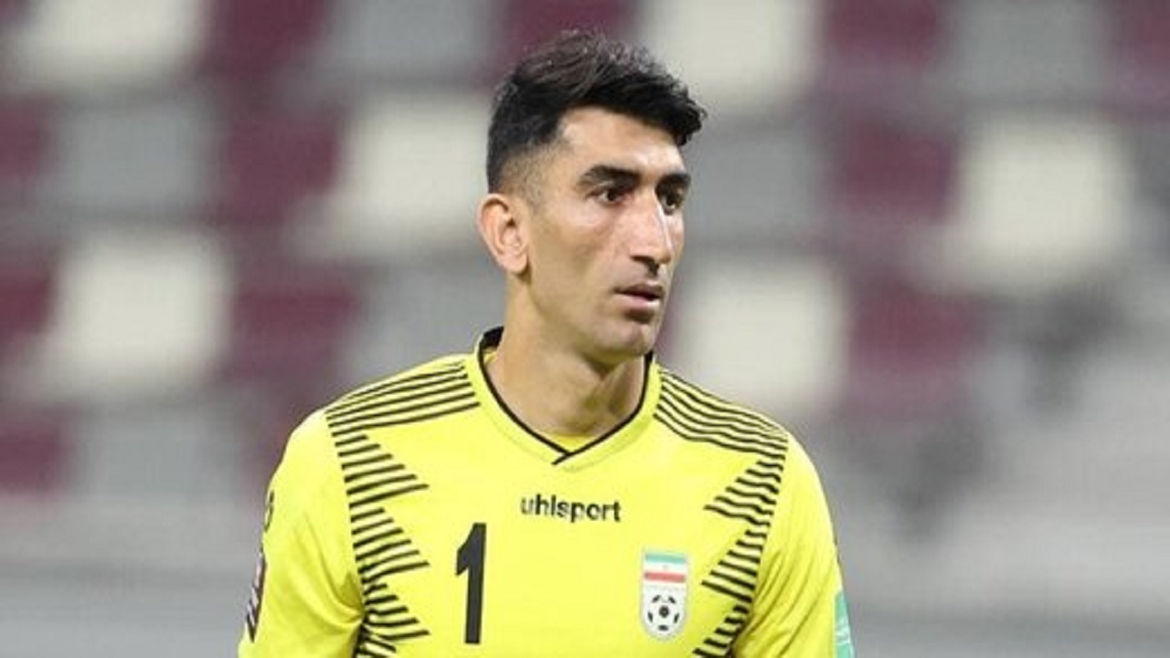 علیرضا بیرانوند: قبل از گل لبنان، توپ دو متر خارج زمین رفته بود