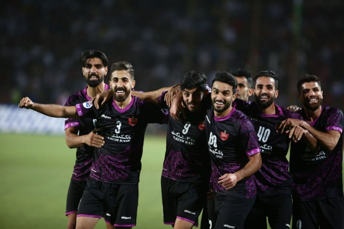 پرسپولیسی ها ساعاتی پیش به ایران رسیدند