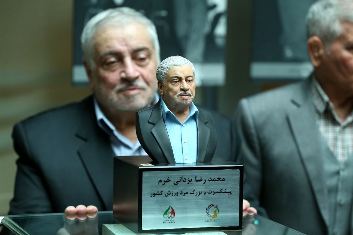 آغاز بازی های هفته هجدهم لیگ برتر والیبال با یک دقیقه سکوت