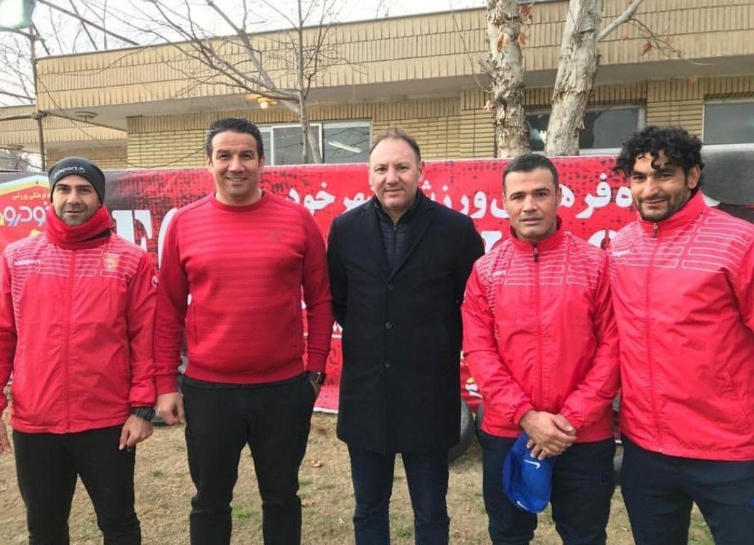 کوزین: پدیده تا فردا پولم را می دهد/ دوست نداشتم مقابل هواداران قرار بگیرم