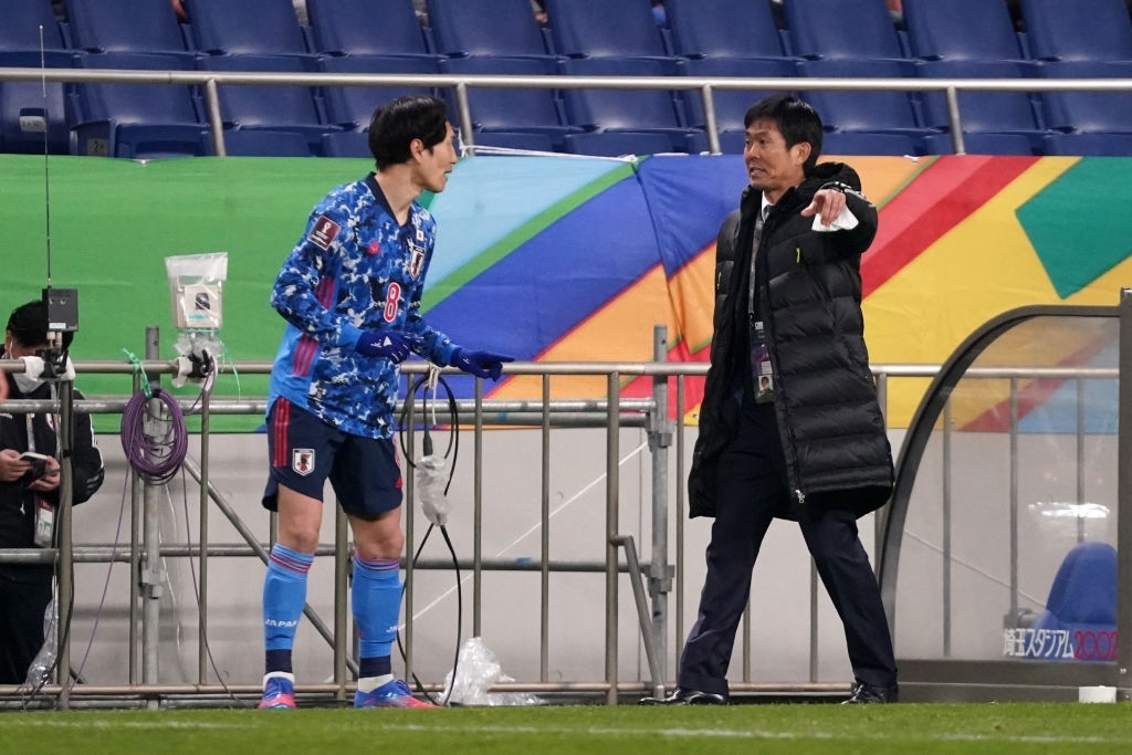 ژاپن 2-0 عربستان / رقابت در گروه مقابل پیچیده تر شد