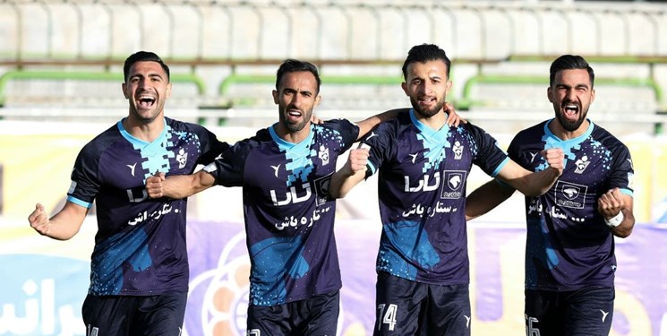 مربی پیکان: بعد از باخت تلخ هفته قبل بچه ها عملکرد خیلی خوبی داشتند