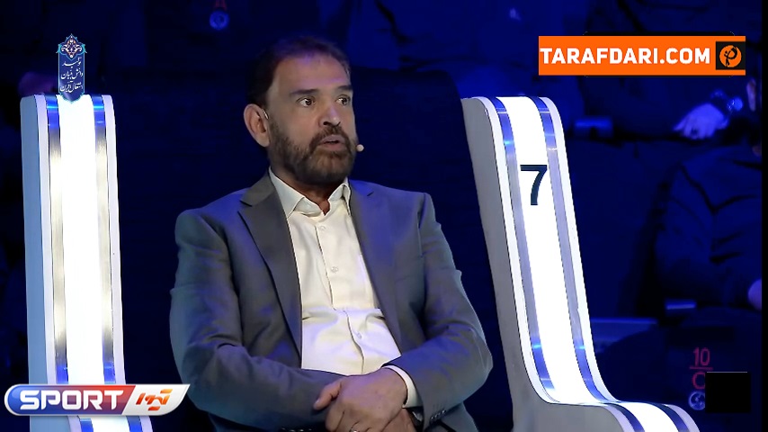 فیروز کریمی: در یک آکادمی فوتبال به جوانان و نوجوانان و نونهالان به صورت افتخاری آموزش می دهم / فیلم