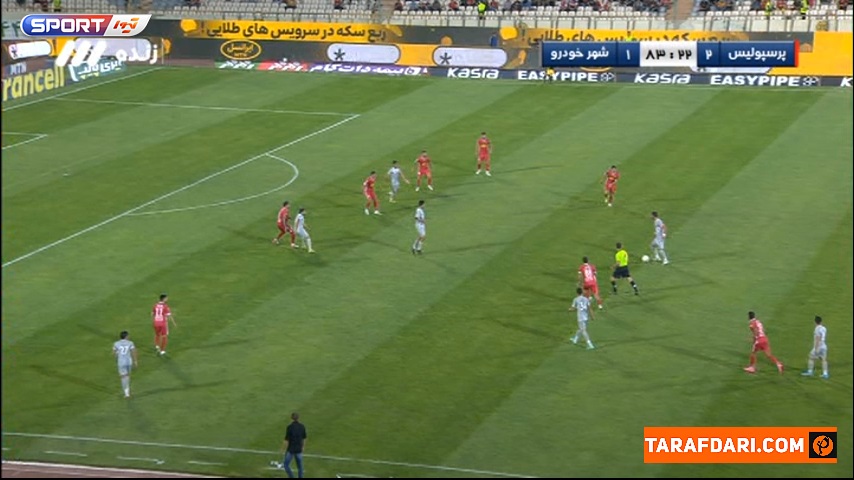 صحنه مشکوک در محوطه جریمه پرسپولیس که داور اعتقادی به پنالتی نداشت (پرسپولیس 2-1 پدیده)