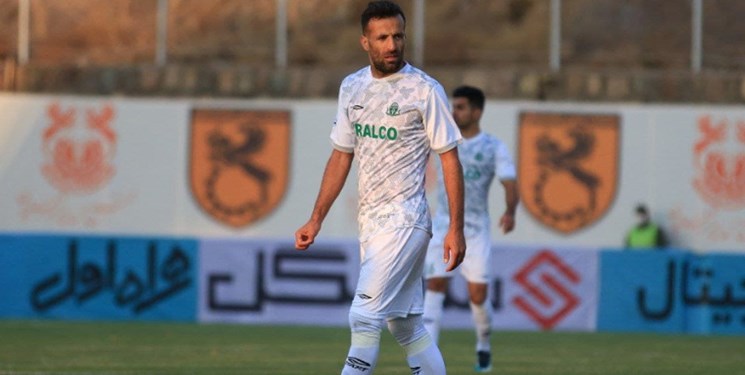 مصطفی احمدی: گربه سیاه پرسپولیس هستیم