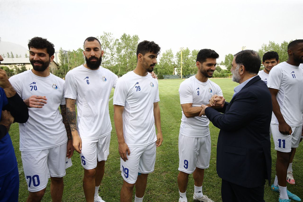 لیگ خلیج فارس / استقلال