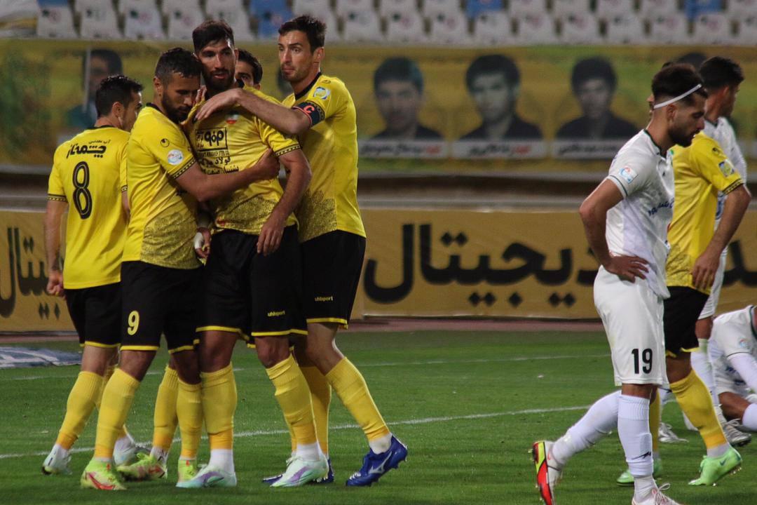 سپاهان 2-0 فجر سپاسی / محرم نویدکیا همین را می خواست