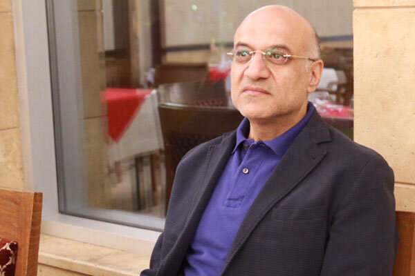 غیبت ادامه دار مدیر مجموعه ورزشی انقلاب