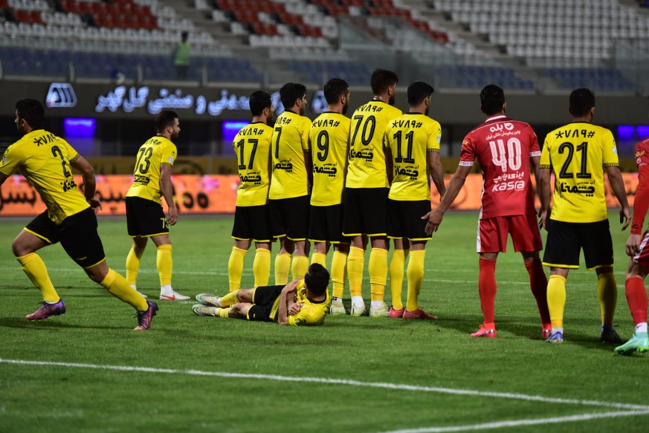 اتمام قرارداد ۸ بازیکن سپاهان در پایان فصل