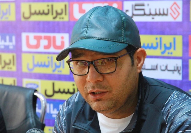 محمد ربیعی: سهرابیان به منشا سالتو زد اما داور پنالتی نگرفت