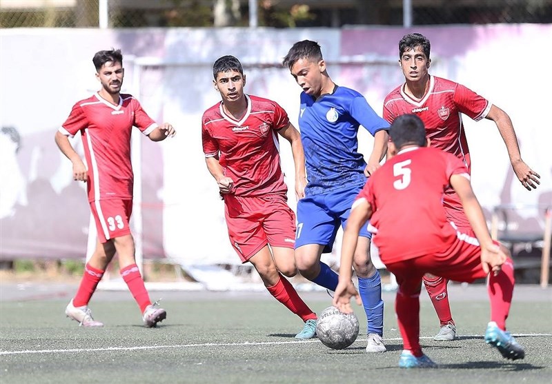 تساوی سرخابی ها در دربی نوجوانان