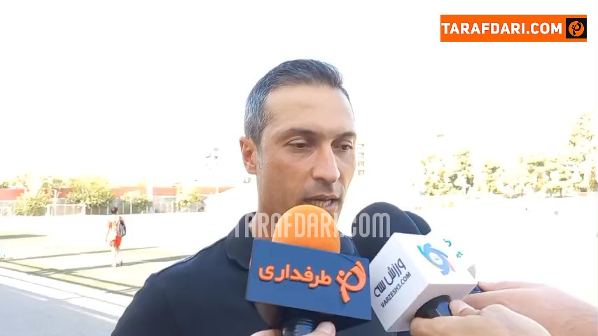 فرزاد آشوبی: تمام امکانات سخت افزاری توسط آکادمی برای تیم های پایه فراهم شده است / پرسپولیس امسال مدعی قهرمانی پر امیدی است / فیلم