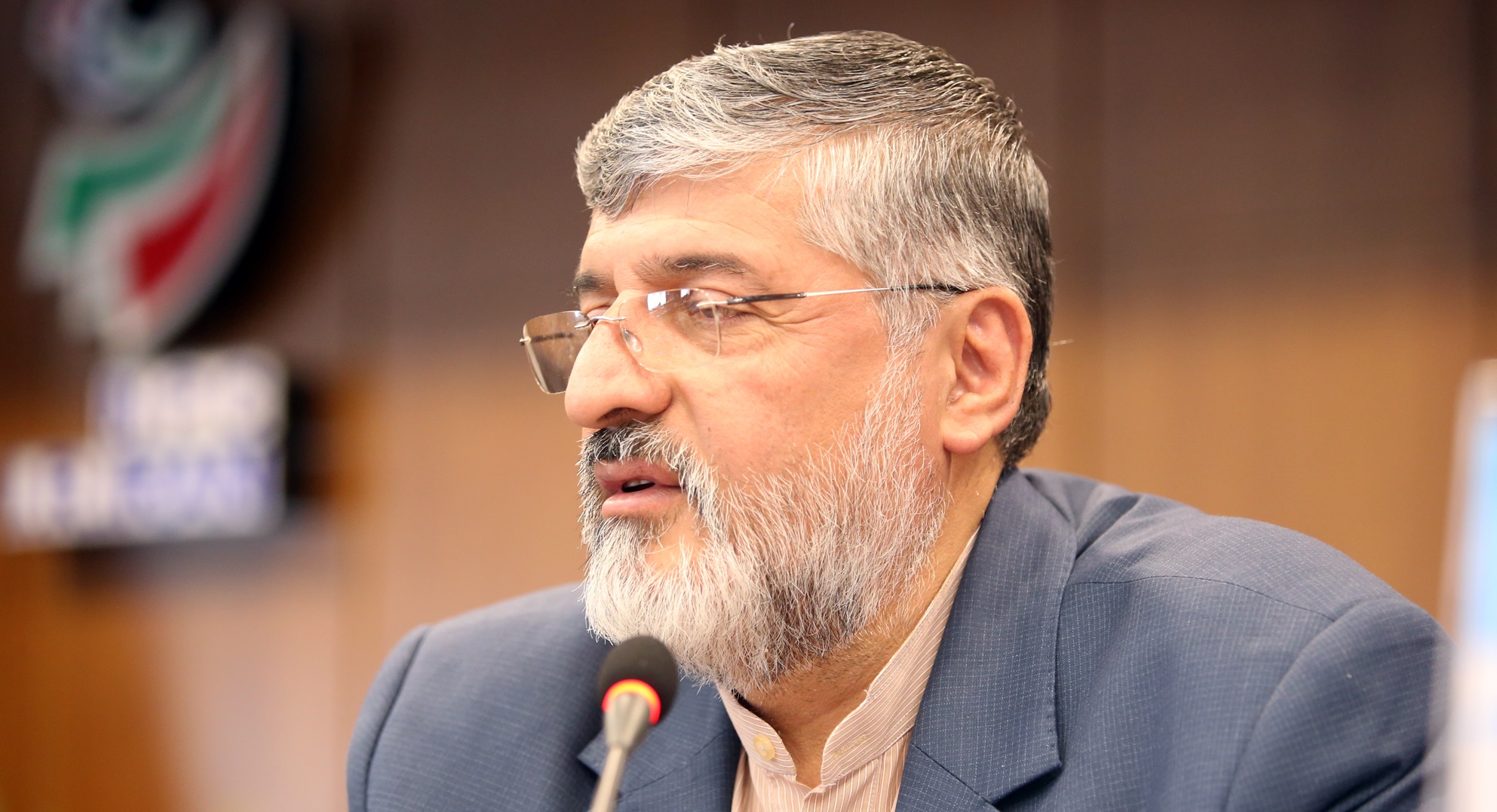 اعتراف معاون وزیر ورزش به مشکلات در برقراری ارتباط با مجامع بینالمللی / پولادگر: انفعال باعث شد نسبت به ما بیپروا برخورد کنند