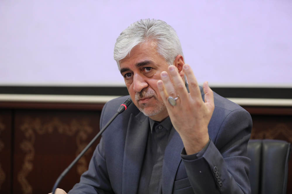 تأکید وزیر ورزش بر حفظ امنیت ورزشگاهها/ سجادی: ارتکاب ناهنجاری خط قرمز ماست