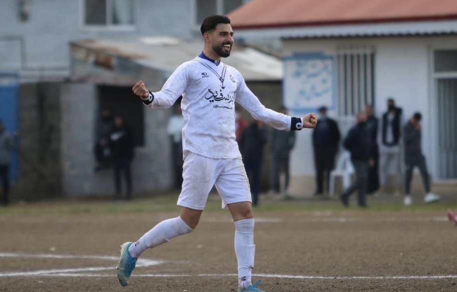 سهیل فداکار روی دست رامین رضاییان بلند شد! / اولین اخطاری لیگ جديد از ملوان