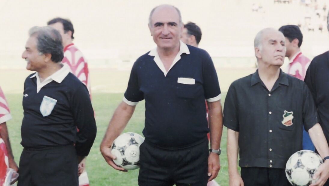 داور