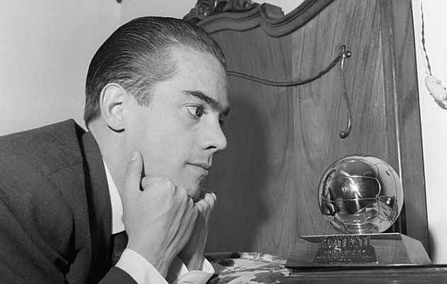 تاریخچه توپ طلا؛ نگاهی به توپ طلای 1956