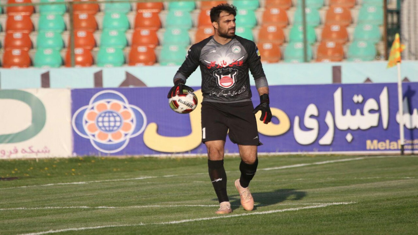 آیا بازی ذوب آهن با پرسپولیس و تراکتور 3-0 می شود؟
