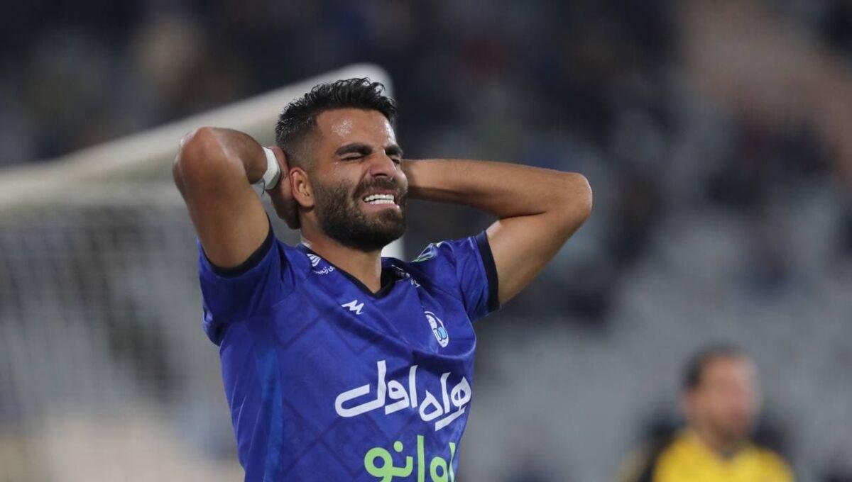 محمدحسین مرادمند از لیست استقلال خط خورد