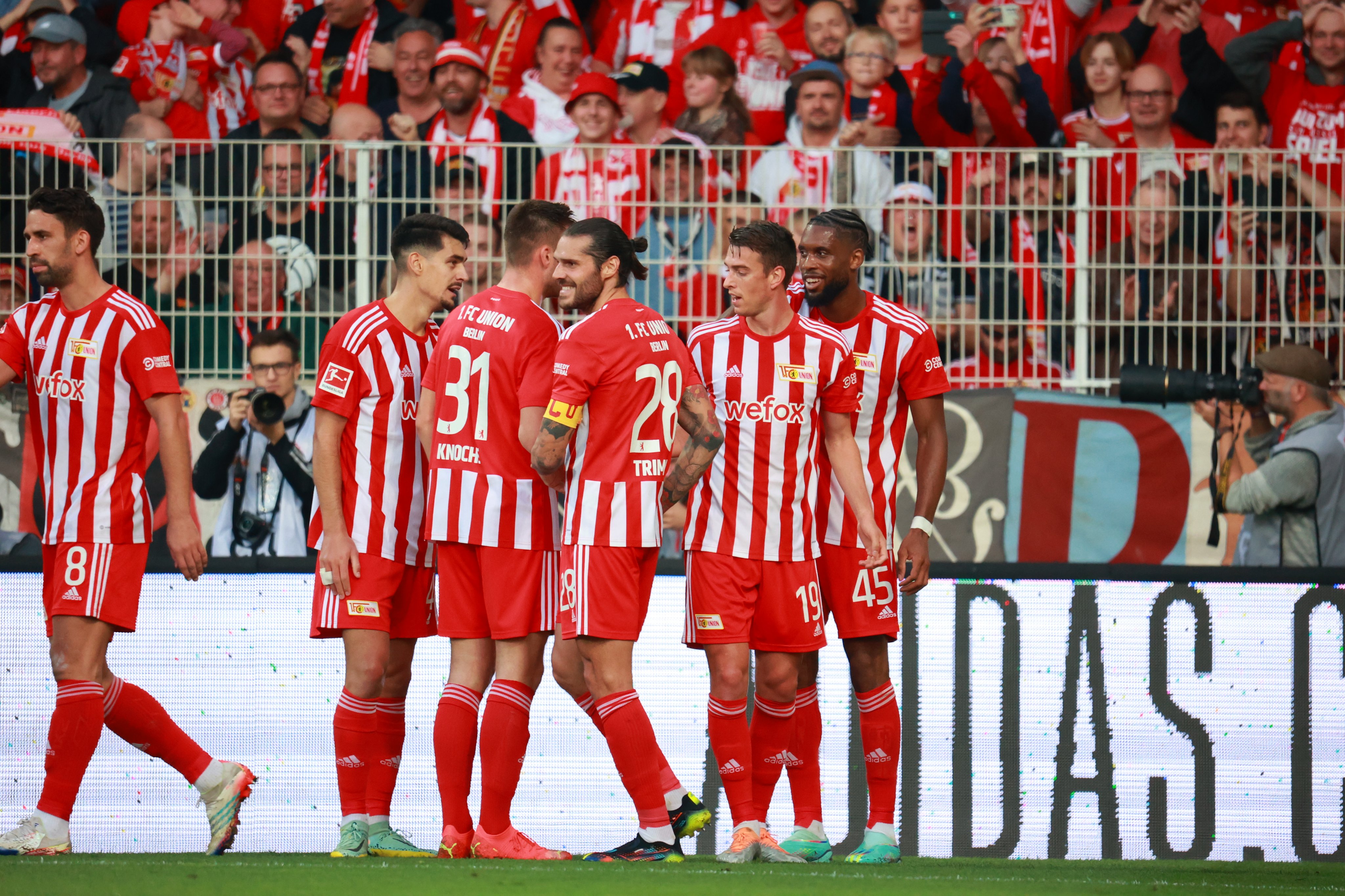 یونیون برلین 2-0 دورتموند؛ برلینیها همچنان در صدر