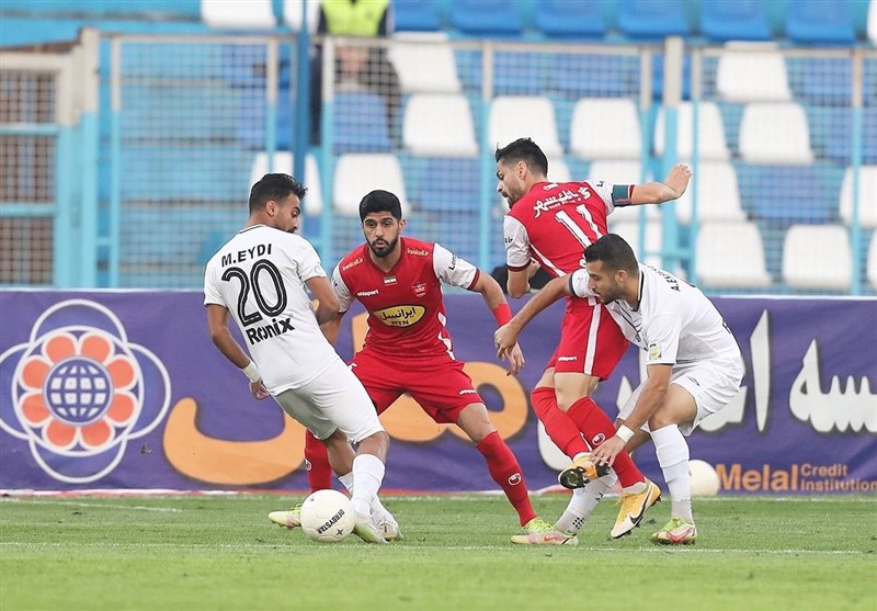 نقد داوری ملوان - پرسپولیس؛ کرمانشاهی: تنها اشتباه داور ندادن اخطار بود!