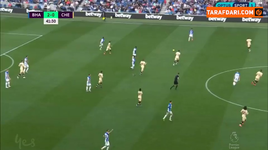 گل به خودی تروو چالوبا مقابل برایتون (برایتون 3-0 چلسی)
