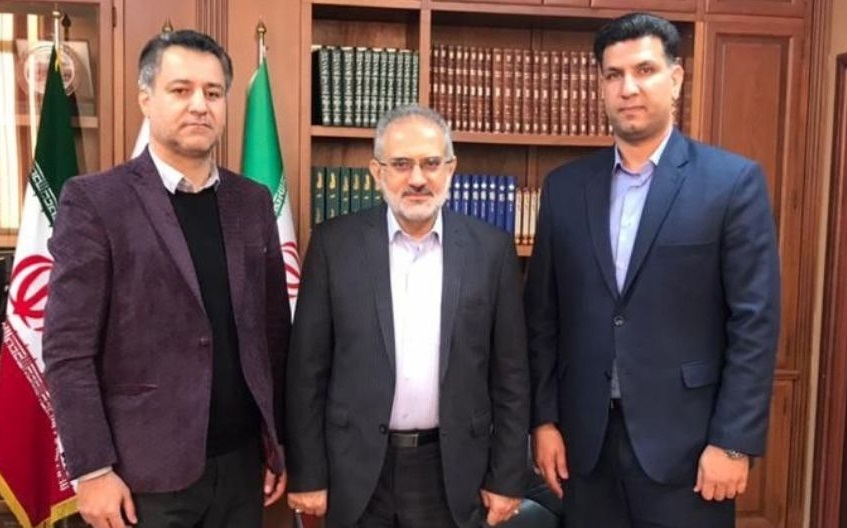 برگزاری نشست معاون امور مجلس رئیس جمهور و رئیس فدراسیون هندبال/ حسینی: حمایت ویژهای از هندبال میکنیم