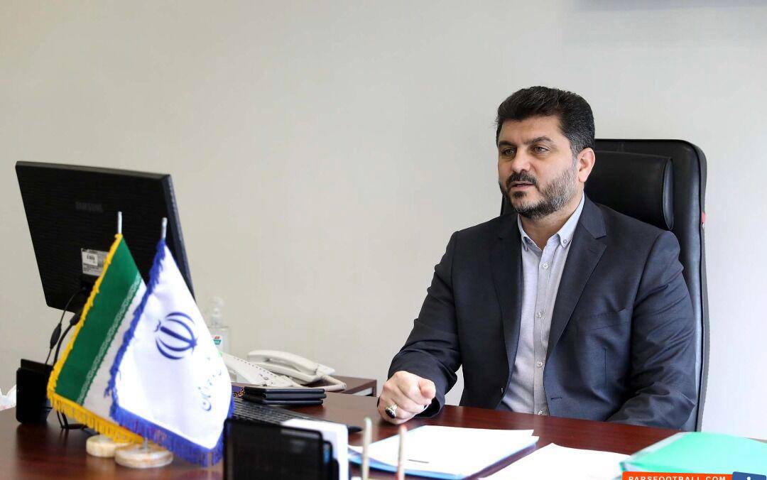 واکنش مقام وزارت ورزش به مجمع جنجالی/ فرهادیان: چه کسی اینچه درگاهی را رییس مجمع اعلام کرد؟