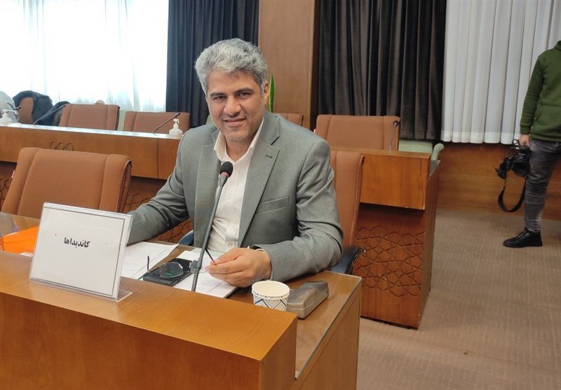 شمشیربازی زیر تیغ تیز بیپولی/ پورسلمان: قول دادیم از مشکلات مالی ننالیم