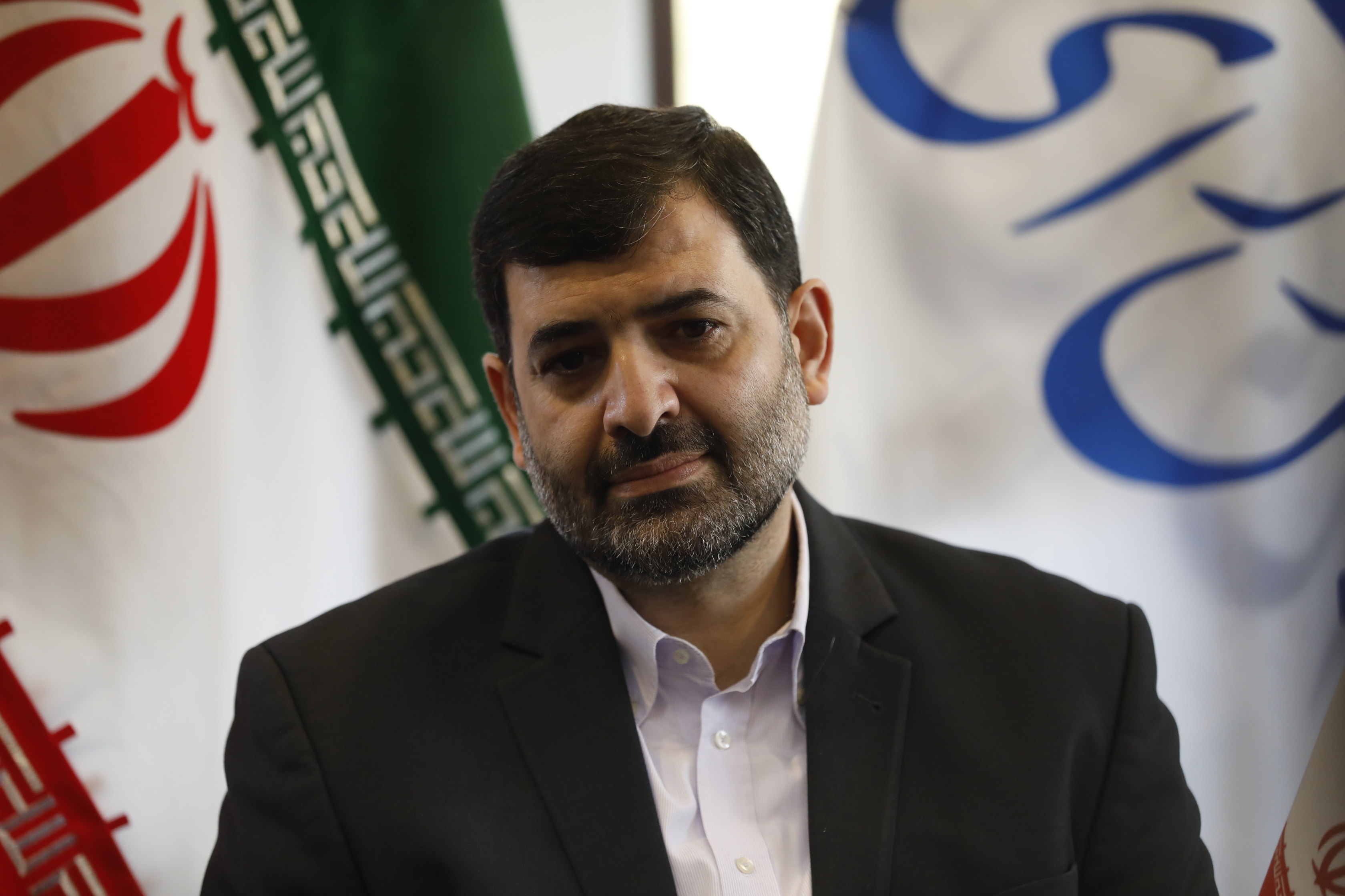قانون برای ساخت و تکمیل اماکن ورزشی/ قره سید رومیانی: شرکتها تعامل کنند، مالیات کم میشود