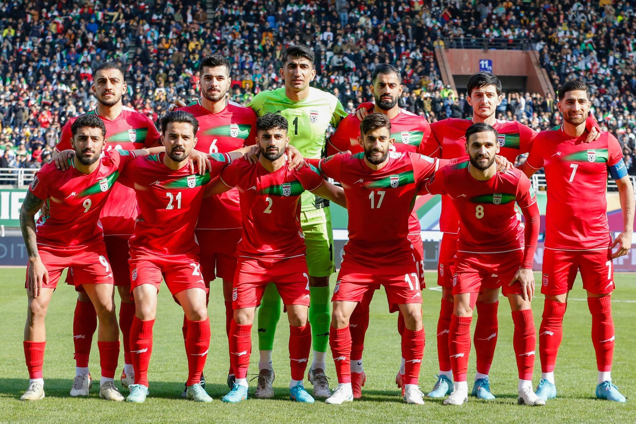 فلاحت زاده: بازیکنان مسن تیم ملی باید جای خود را به جوان ترها بدهند