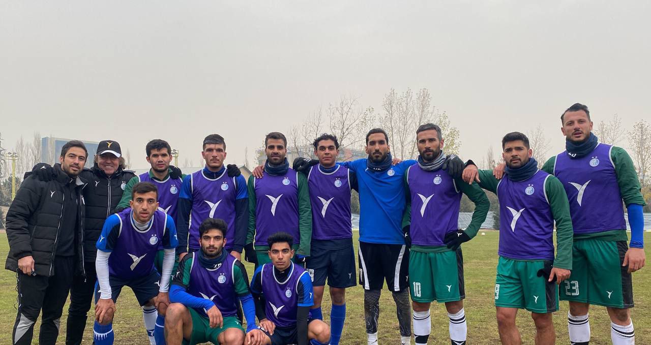 بازیکنان داخلی استقلال فردا پول می گیرند