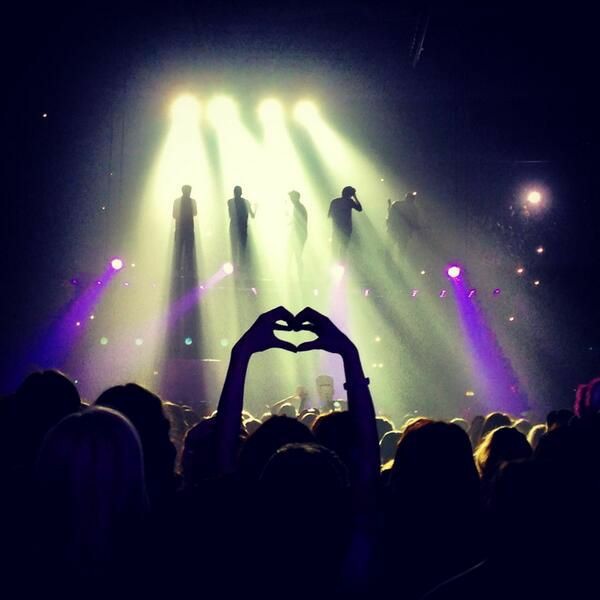دانلود آهنگ Love You Goodbye از One Direction؛ همراه با متن و ترجمه