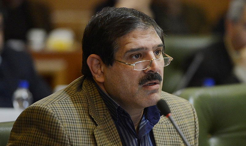 حمله به برزگر، برادران خادم و حیدری به بهانه قاسمپور/ جدیدی: گوشت جلوی توپ بودم؛ هر 100 سال یک دیوانه مثل من پیدا می شود!