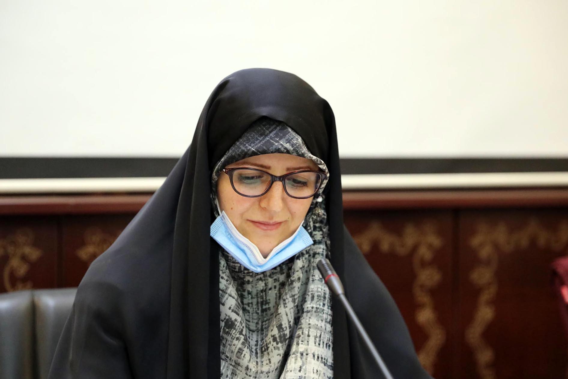 خاطره بازی معاون ورزش زنان وزارت با سیامند رحمان؛ کاظمی پور: هیچ استعدادی را نادیده نمی گیریم