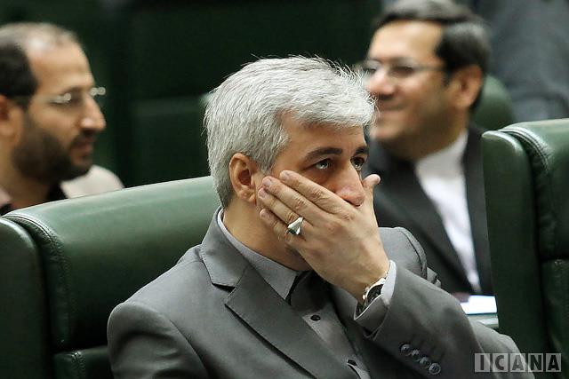 در جلسه وزیر با نمایندگان مجلس چه گذشت؟/ از دستمزد روزانه ۵.۸ میلیارد تومان مربی تیم ملی تا انتقاد از مهاجم پرسپولیس!