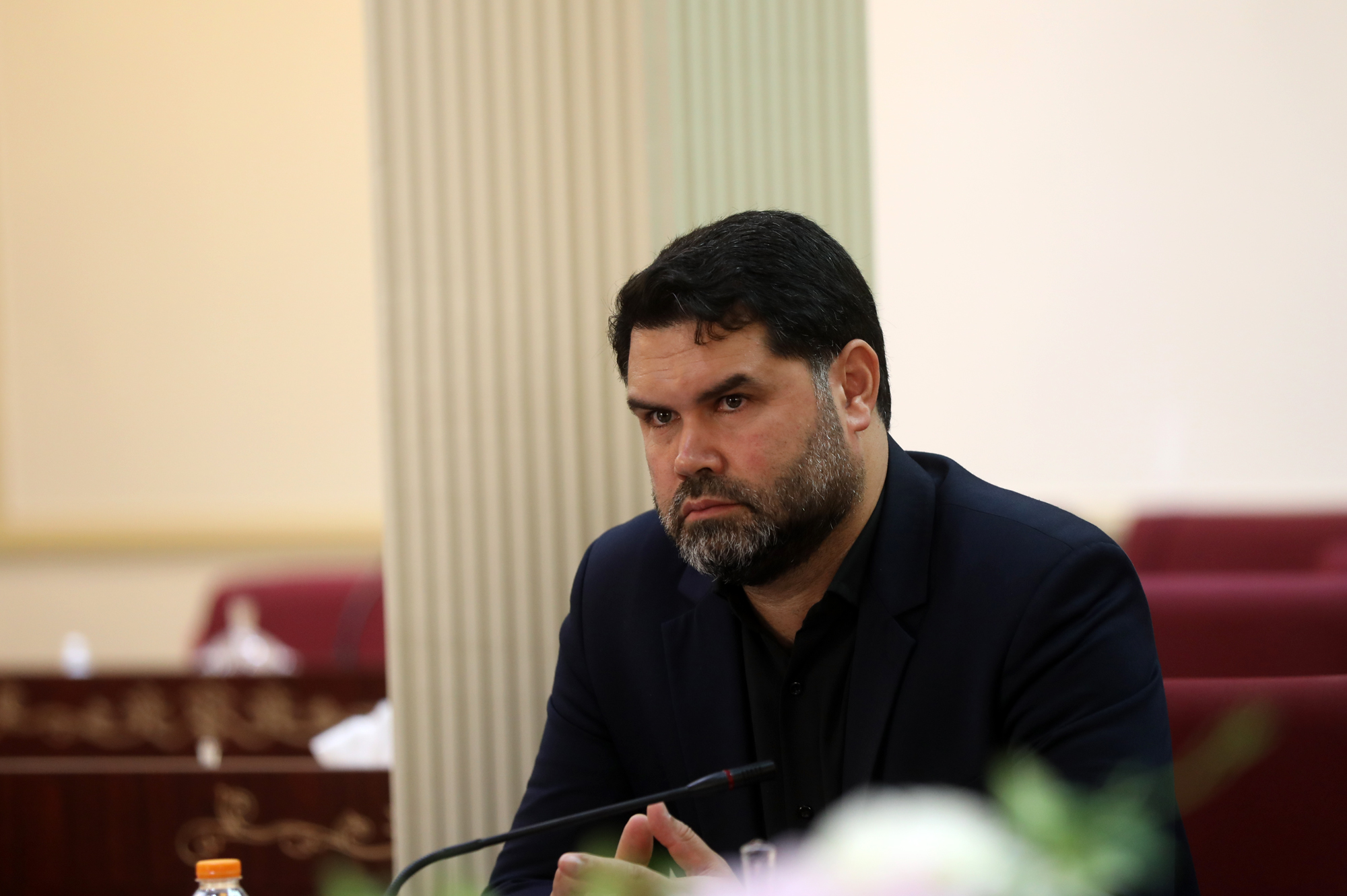 تصمیمات نادرست و غیرکارشناسی؛ عامل رخوت ورزش همگانی/ پوستموز معاون جوان زیر پای وزیر ورزش و جوانان؟!