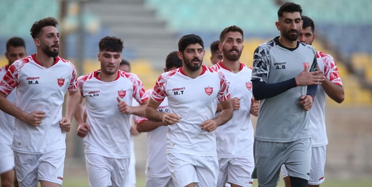 اعضای هیات مدیره در تمرین امروز پرسپولیس