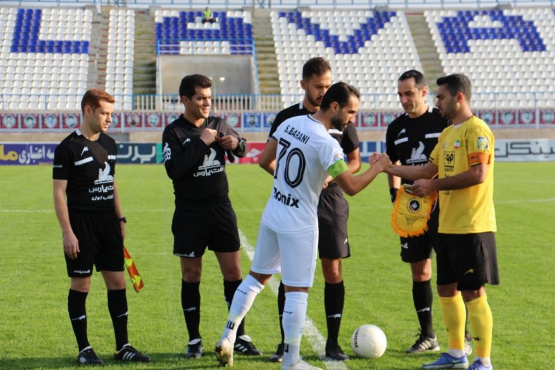 ملوان 0-0 سپاهان / به شروع مجدد لیگ ایران خوش آمدید