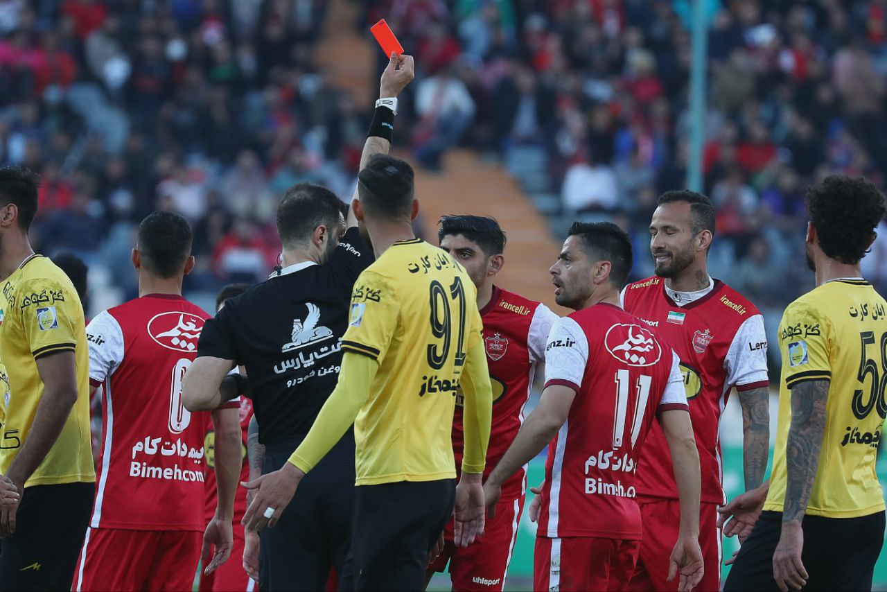 پیشکسوت پرسپولیس: اگر وحدت هنانوف مهاجم نوک بازی کند از لئاندرو پریرا بهتر است!